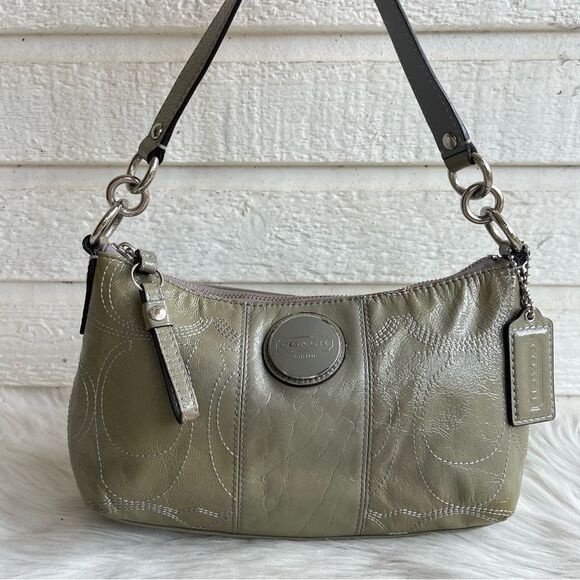 Coach Handbags - COACH Grey Taupe Glossy Patent Leather Hobo Baguette Signature Poppy 15141